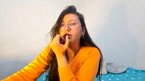 _sweet_melodyy online show from May 28, 2:31 am