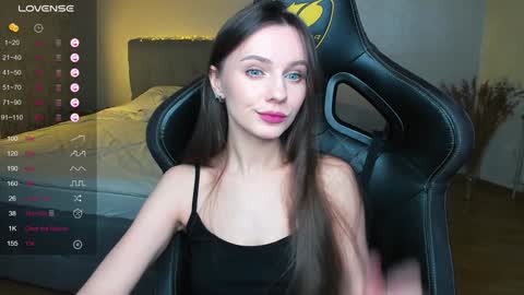 Ann online show from December 8, 3:43 am