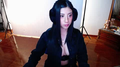 _the_dark_side_of_the_moon_ online show from January 19, 4:44 am