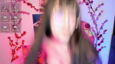 Snapshot of _urcutekitty chatting on September 26, 3:26 am online show from September 26, 3:26 am