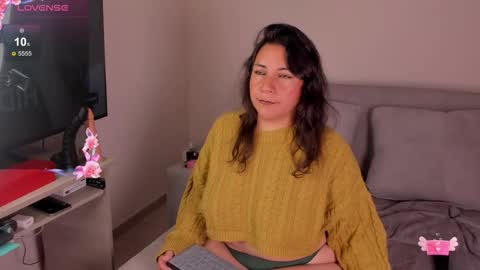 vanesa online show from November 9, 10:55 am