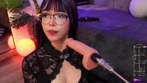   online show from June 17, 8:43 pm