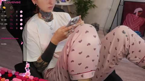 Alis online show from September 26, 9:18 am