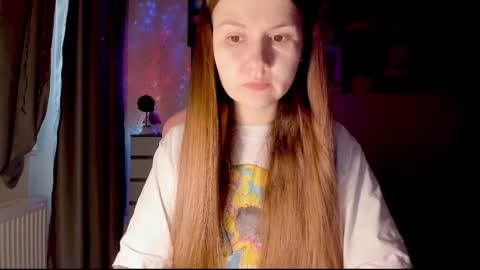 Snapshot of _witch__ chatting on January 7, 7:52 am Enni online show from January 7, 7:52 am