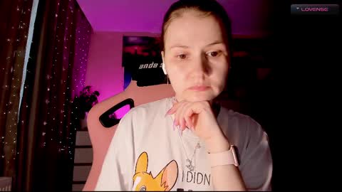 Snapshot of _witch__ chatting on February 14, 8:21 am Enni online show from February 14, 8:21 am
