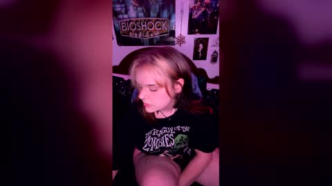  xxalexx online show from December 4, 3:20 am