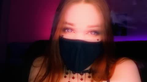 Roxy online show from November 18, 1:17 am