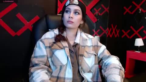 Yuyi online show from February 15, 11:17 am