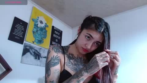 Zoe  online show from June 26, 6:53 pm