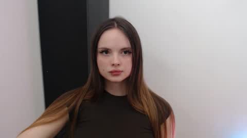 Snapshot of a_ariella_ chatting on September 17, 1:09 pm a_ariella_ online show from September 17, 1:09 pm