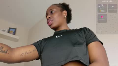  Sara      online show from November 7, 11:49 am