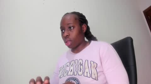  Sara      online show from February 7, 10:40 am