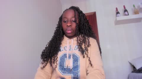  Sara      online show from February 4, 12:11 pm