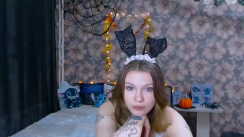 Snapshot of aalicebubble chatting on October 20, 6:00 pm Alice online show from October 20, 6:00 pm