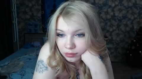 Snapshot of aalicebubble chatting on January 16, 12:53 pm Alice online show from January 16, 12:53 pm