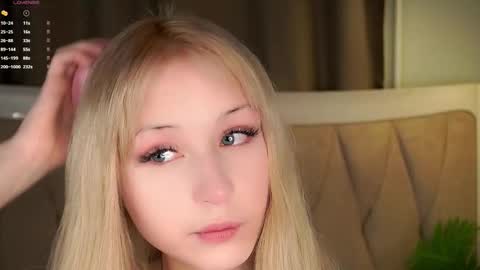 Amy online show from November 30, 3:16 pm