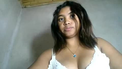 aariciah online show from June 20, 9:24 am