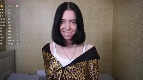 aasuwishh online show from April 29, 10:29 am