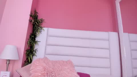 abbey_walker online show from February 15, 1:16 pm