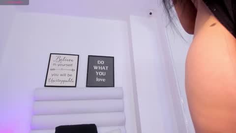 abbey_walker online show from March 19, 1:37 pm