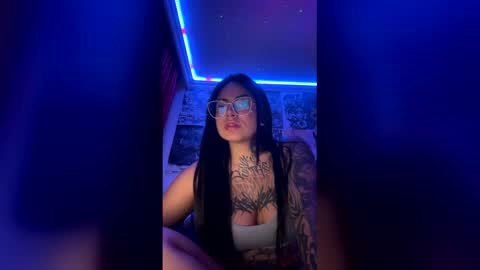 abby_demon2 online show from March 18, 11:42 pm