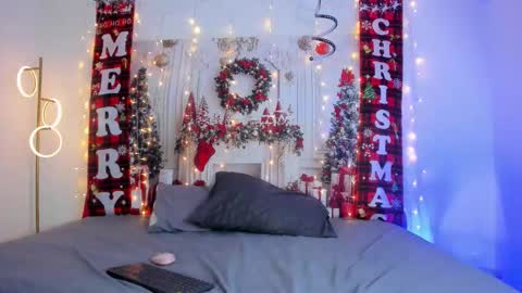 Abby online show from December 18, 11:42 pm