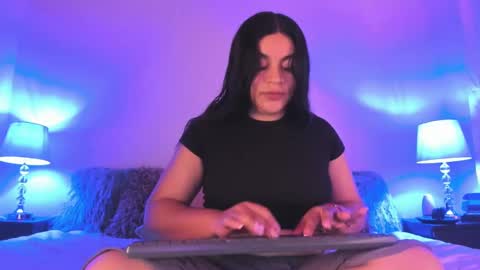 Snapshot of abby_saphir chatting on January 26, 7:31 pm ABBY SAPHIR online show from January 26, 7:31 pm