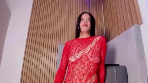 abby_swett1 online show from March 18, 1:16 pm