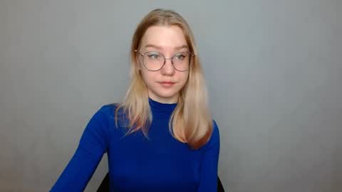 Abby Lovense is active online show from February 11, 8:37 am