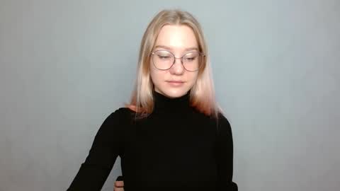 Abby Lovense is active online show from January 7, 9:07 am