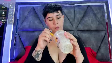 Abby Smith online show from April 28, 10:35 pm