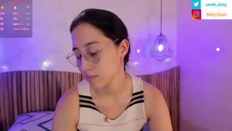 Abigail online show from July 31, 7:04 pm
