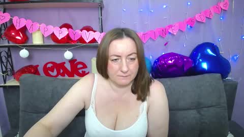 Snapshot of abbytaylorr chatting on February 16, 7:15 am abbytaylorr online show from February 16, 7:15 am