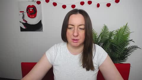 abbytaylorr online show from February 19, 8:14 am