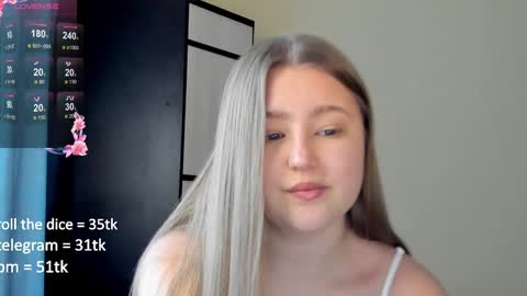 Snapshot of abbywyte chatting on February 16, 1:16 pm Abby    Stream at Sat  Sun  Mon  Fri online show from February 16, 1:16 pm