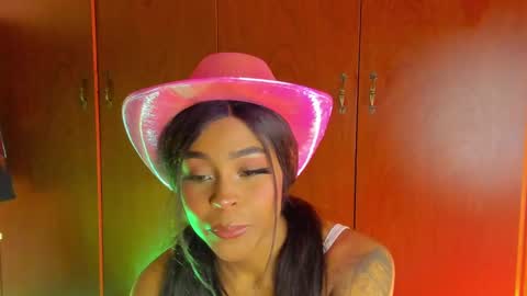 Simone    may online show from December 5, 8:55 am