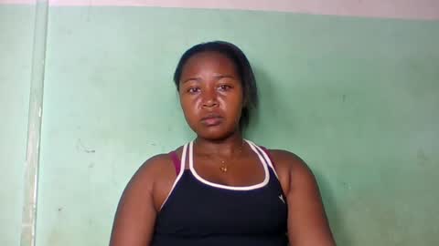 abella677022 online show from June 18, 1:16 pm