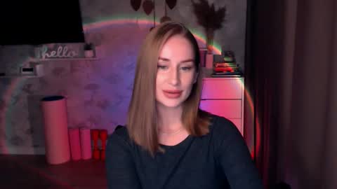 Snapshot of abigail_flex chatting on September 25, 7:12 pm Anna online show from September 25, 7:12 pm