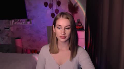Snapshot of abigail_flex chatting on October 12, 7:16 pm Anna online show from October 12, 7:16 pm