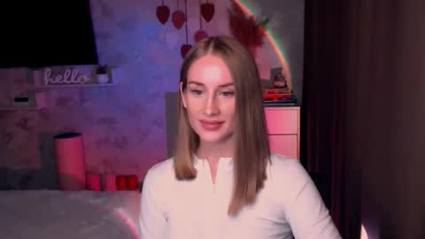 Snapshot of abigail_flex chatting on September 24, 7:02 pm Anna online show from September 24, 7:02 pm