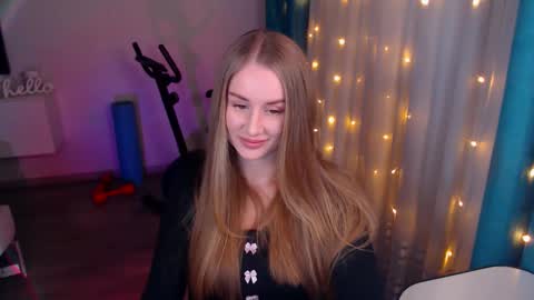 Snapshot of abigail_flex chatting on January 21, 5:51 pm Anna online show from January 21, 5:51 pm