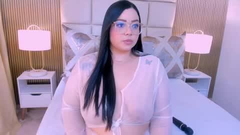 Abi wuw online show from May 21, 7:34 pm