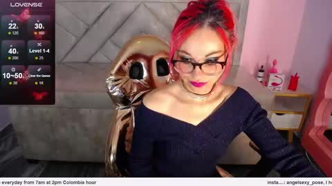 abril_ch_ online show from January 17, 12:56 pm