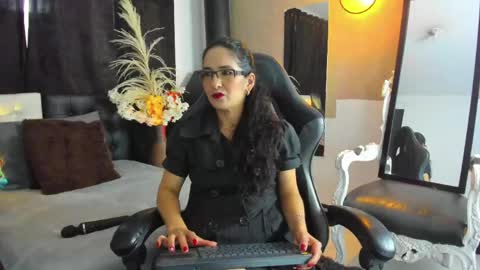 Abril online show from April 22, 2:47 pm