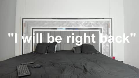 Abril Victoria online show from October 12, 2:25 am