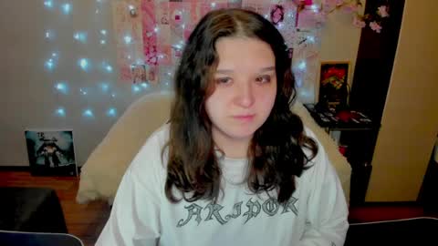 Kate online show from June 18, 12:45 am