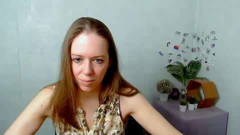 adamais_ online show from May 3, 9:23 am