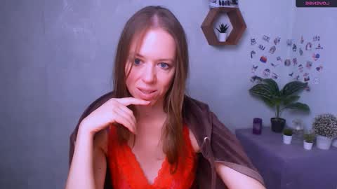 adamais_ online show from October 3, 7:13 am