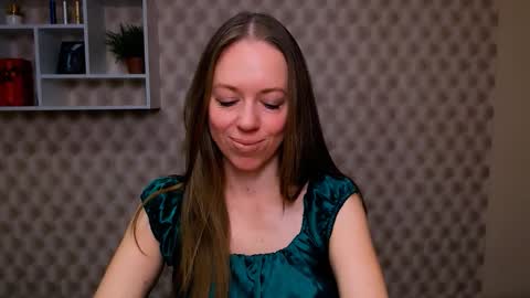 adamais_ online show from October 23, 5:46 am