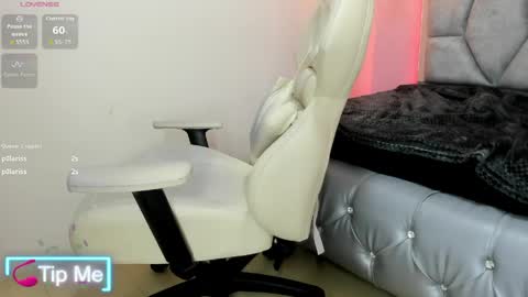 addy__02 online show from June 8, 1:28 am